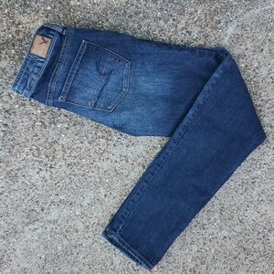 American Eagle Outfitters Skinny Super Stretch Dark Blue Denim Jeans 2 Short